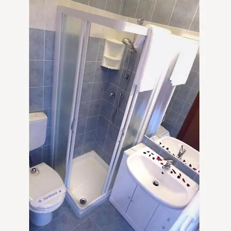 Functional Flat In A Modern With Pool Μπιμπιόνε